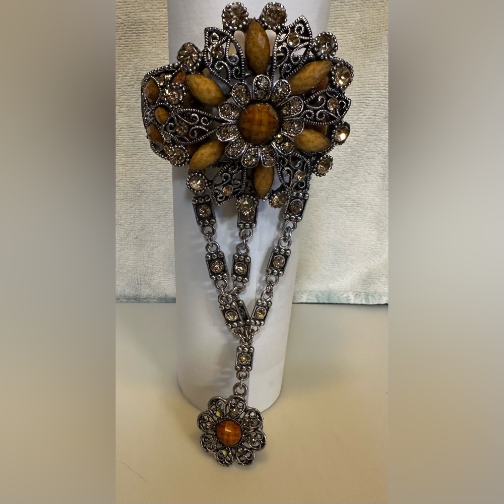 Elegant Brown Floral Bracelet / attached Ring.